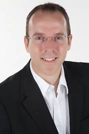 &nbsp;Paul&nbsp;Leonard